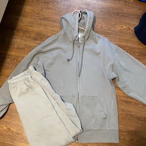 Aritzia Boyfriend zip up and sweatpants